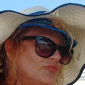 Meet your Posher, Bonnie